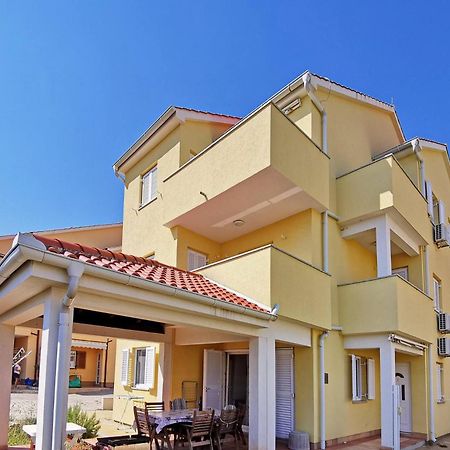 Apartments Pinta De Sol Čižići Exterior foto