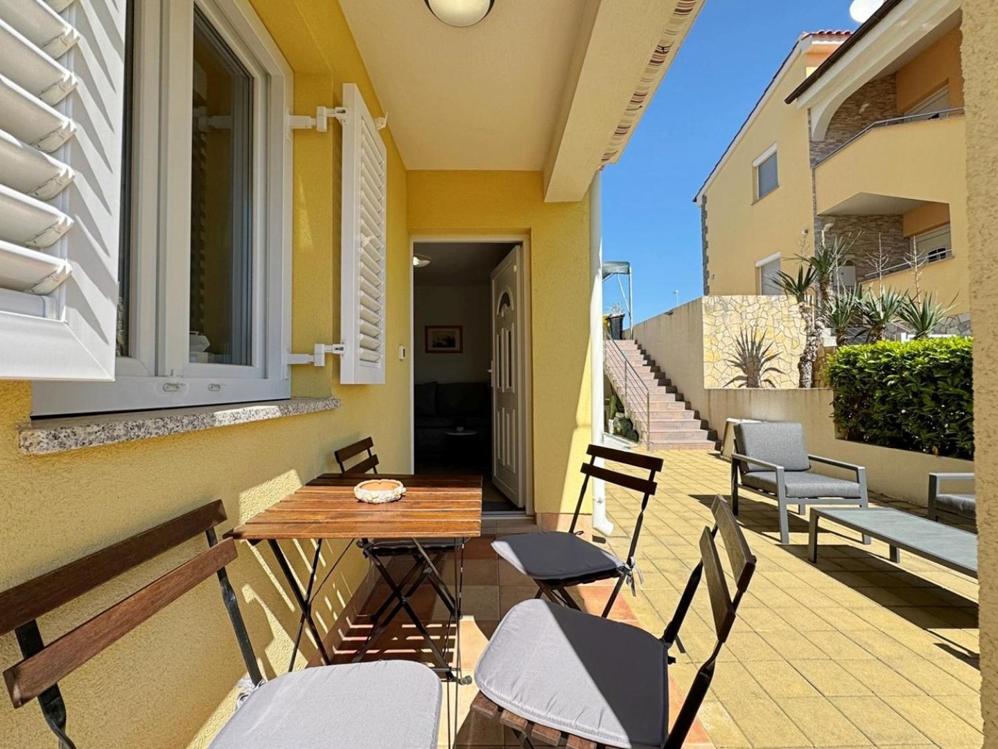 Apartments Pinta De Sol Čižići Exterior foto